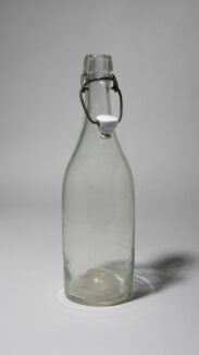 Glasflasche mit Bügelverschluss