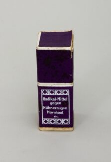 Packung mit Hühneraugenmittel 